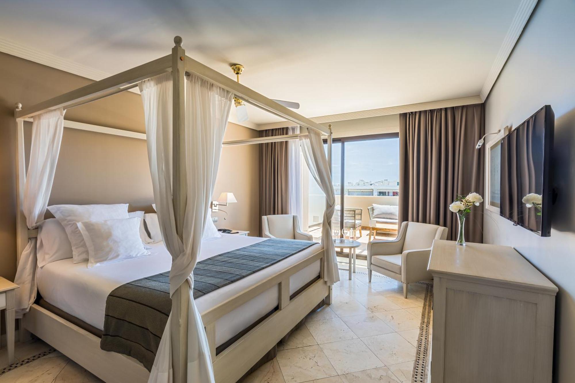Hotel Barcelo Marbella Esterno foto