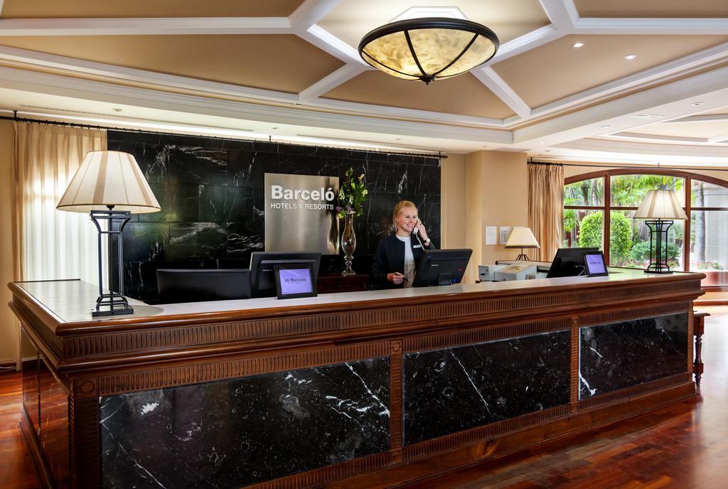 Hotel Barcelo Marbella Esterno foto