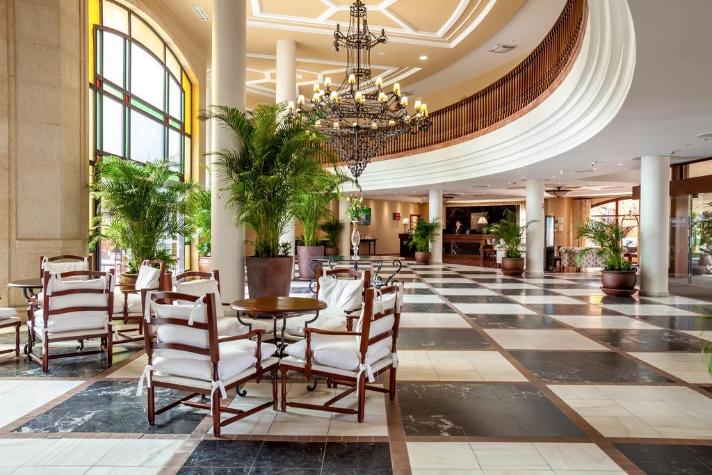 Hotel Barcelo Marbella Esterno foto