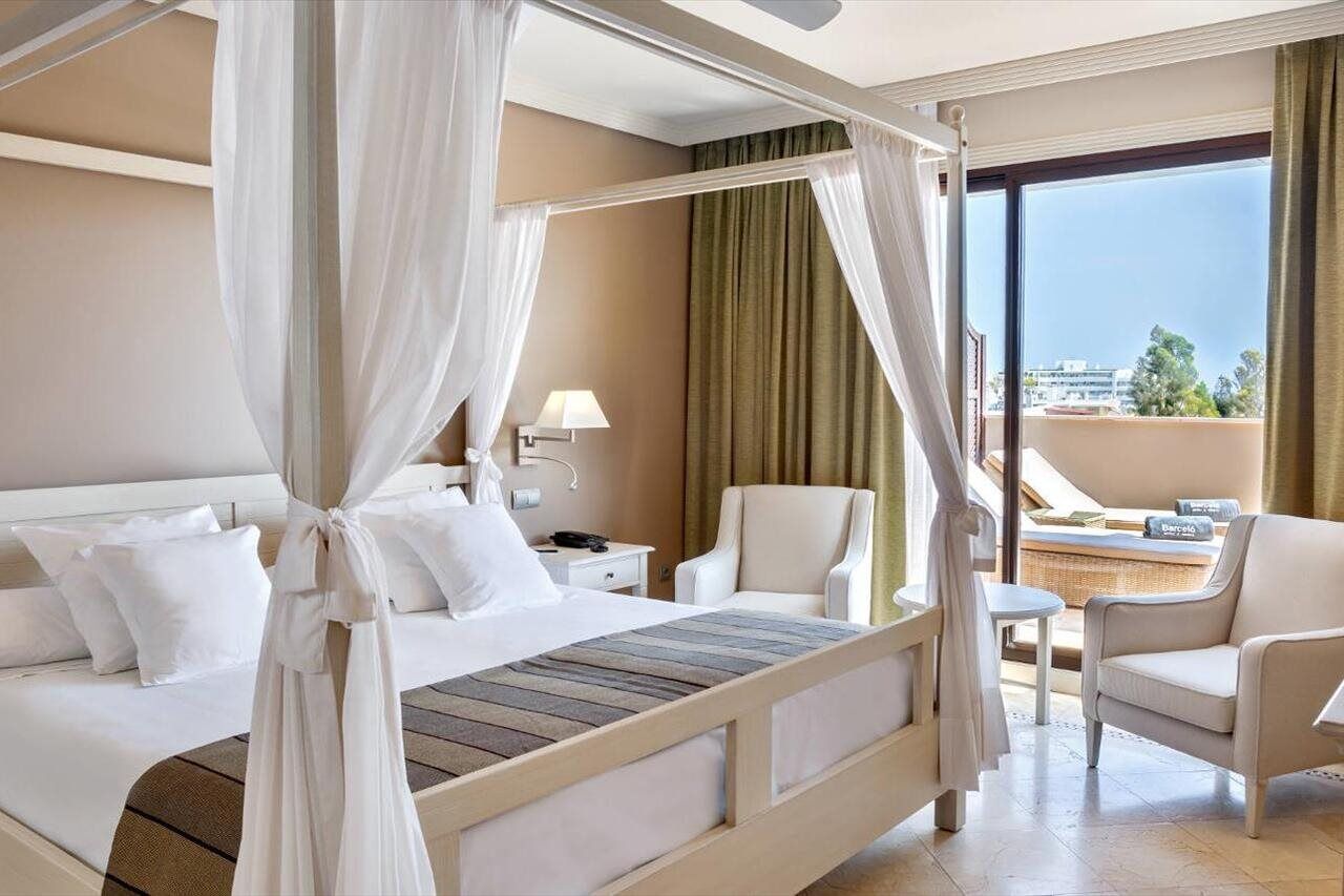 Hotel Barcelo Marbella Esterno foto